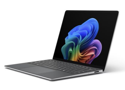Surface Laptop 7 13.8-Inch Core Ultra 5 (Series 2) 5G / 16GB RAM / 256GB / Windows 11 Pro - Platinum